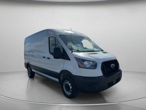 2025 Ford Transit-250 148 WB Medium Roof Cargo