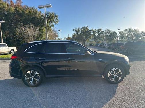 2025 Mercedes-Benz GLC 350e Base 4MATIC