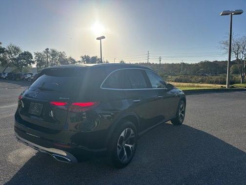 2025 Mercedes-Benz GLC 350e Base 4MATIC