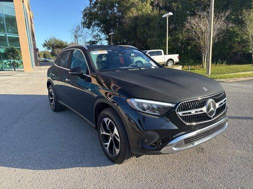 2025 Mercedes-Benz GLC 350e Base 4MATIC