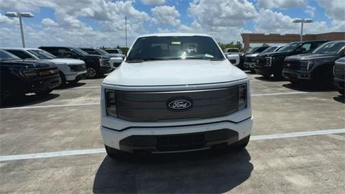 2025 Ford F-150 Lightning LARIAT
