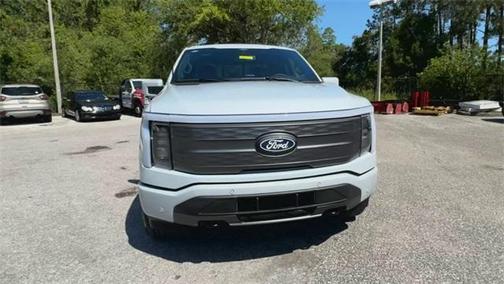 2025 Ford F-150 Lightning LARIAT