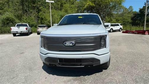 2025 Ford F-150 Lightning LARIAT
