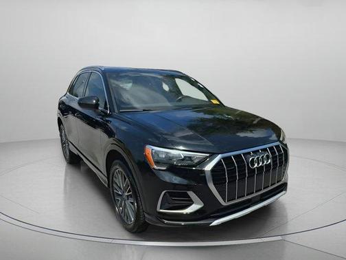 2021 Audi Q3 40 Premium