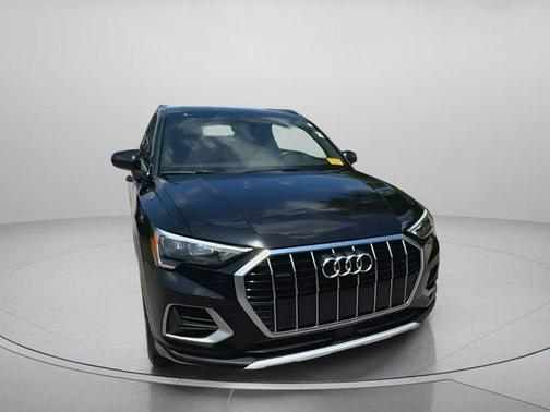 2021 Audi Q3 40 Premium