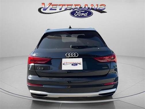 2021 Audi Q3 40 Premium