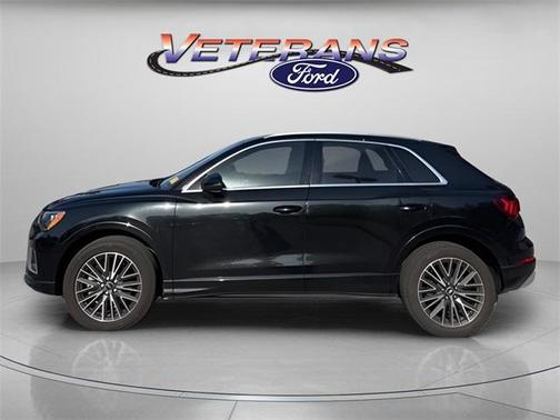 2021 Audi Q3 40 Premium