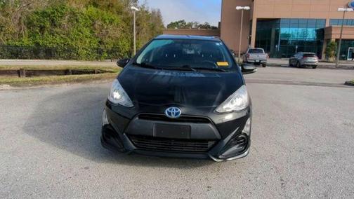 Black Sand Pearl 2017 Toyota Prius c Four