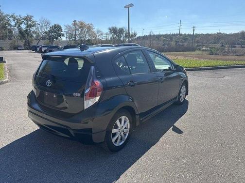 2017 Toyota Prius c Four