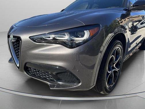 2024 Alfa Romeo Stelvio Ti