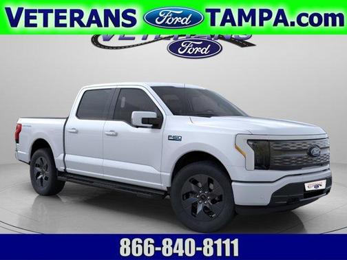 2025 Ford F-150 Lightning LARIAT