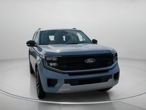 Glacier Gray Metallic 2026 Ford Expedition Platinum