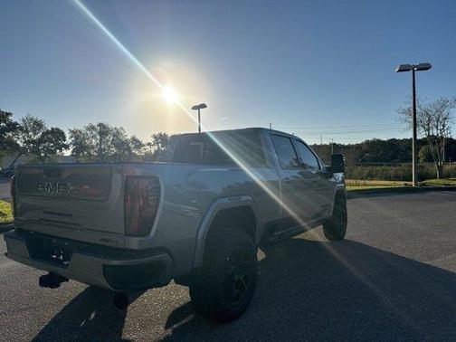 2024 GMC Sierra 2500 AT4