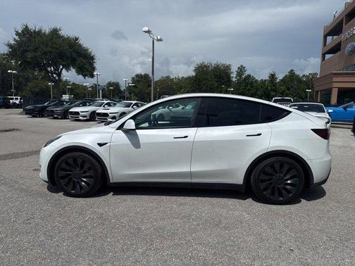 2024 Tesla Model Y Performance