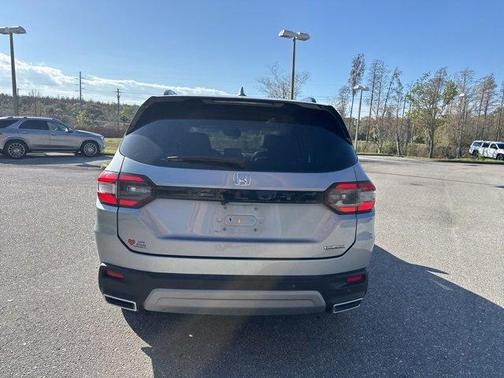 2024 Honda Pilot Touring