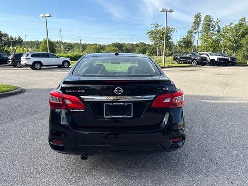 Super Black 2019 Nissan Sentra SR