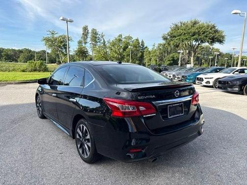 Super Black 2019 Nissan Sentra SR