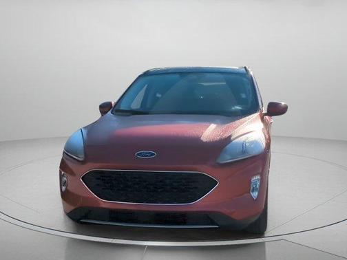 Rapid Red Metallic Tinted Clearcoat 2022 Ford Escape SEL