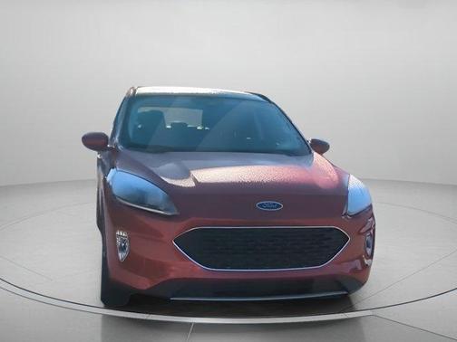 Rapid Red Metallic Tinted Clearcoat 2022 Ford Escape SEL