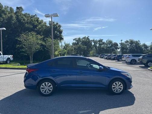 2018 Hyundai Accent SE