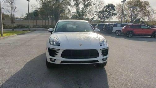 White 2018 Porsche Macan