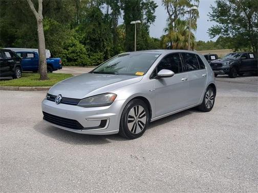 2016 Volkswagen e-Golf SEL Premium