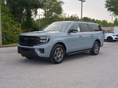 Glacier Gray Metallic 2026 Ford Expedition Max Active