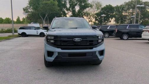 Glacier Gray Metallic 2026 Ford Expedition Max Active