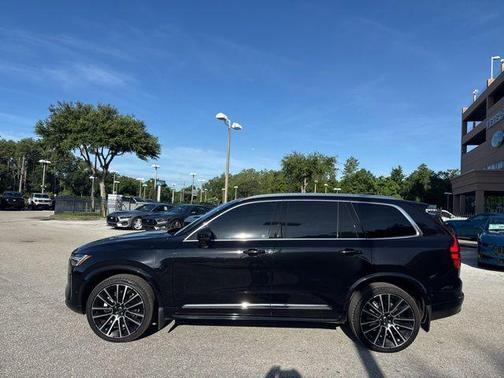 Onyx Black Metallic 2026 Volvo XC90 B6 Plus 7-Seater