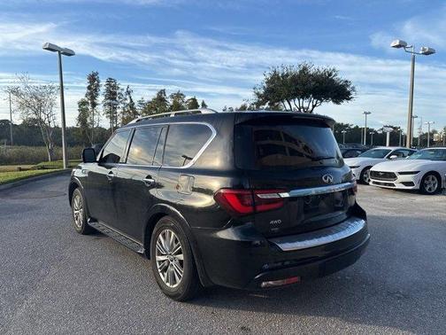 2021 INFINITI QX80 Luxe