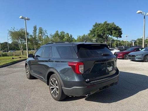 2022 Ford Explorer ST-Line