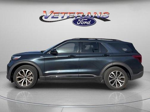 2022 Ford Explorer ST-Line