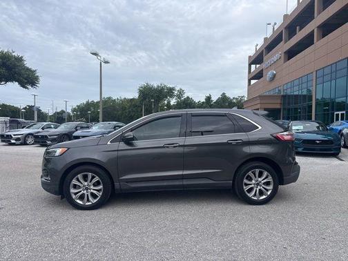 Magnetic Metallic 2019 Ford Edge Titanium