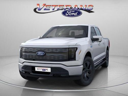 2025 Ford F-150 Lightning LARIAT