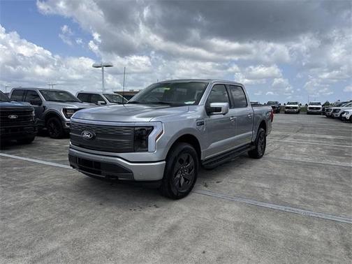 2025 Ford F-150 Lightning LARIAT