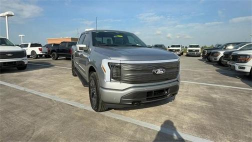 2025 Ford F-150 Lightning LARIAT