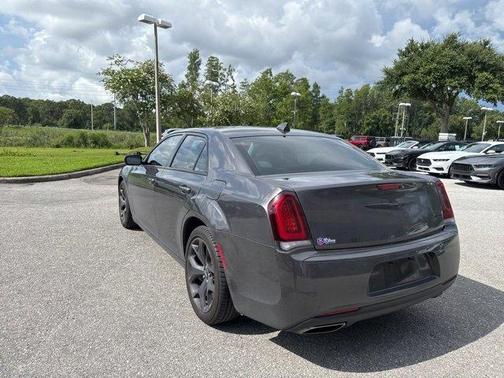 2023 Chrysler 300 Touring