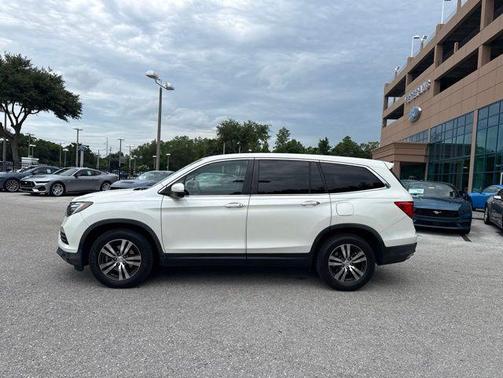 White Diamond Pearl 2016 Honda Pilot EX-L