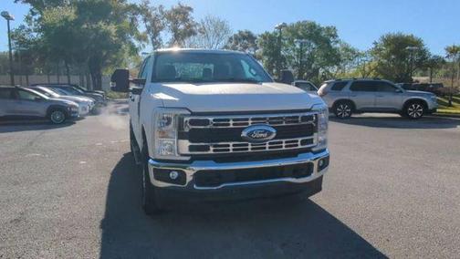 Oxford White 2024 Ford F-250 XLT