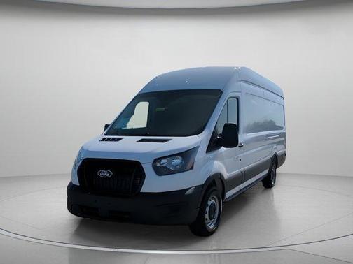 Oxford White 2026 Ford Transit-250 Base