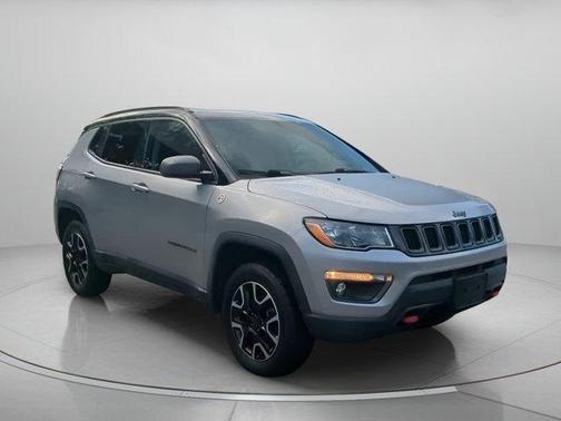 Billet Silver Metallic Clearcoat 2019 Jeep Compass Trailhawk
