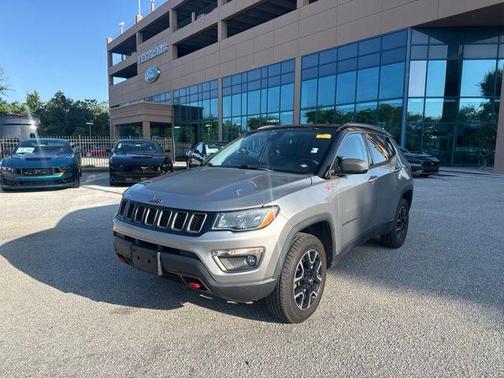 Billet Silver Metallic Clearcoat 2019 Jeep Compass Trailhawk