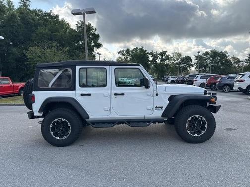 2022 Jeep Wrangler Unlimited Sport