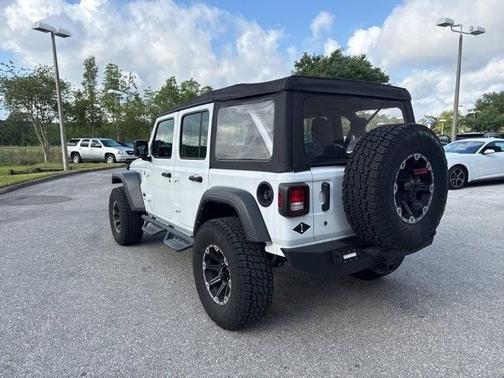 2022 Jeep Wrangler Unlimited Sport