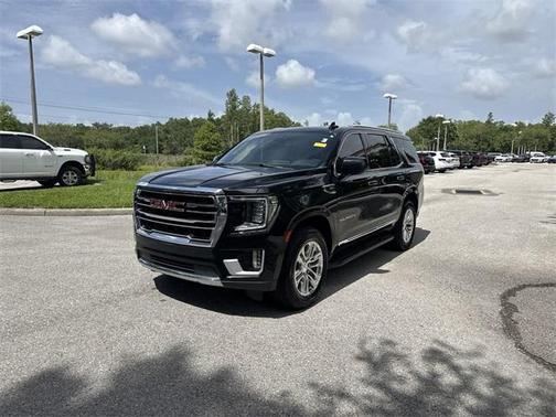2021 GMC Yukon SLT