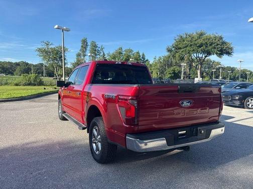 Rapid Red Metallic Tinted Clearcoat 2025 Ford F-150 XLT