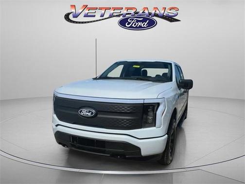 2025 Ford F-150 Lightning XLT