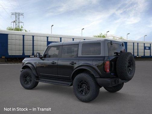 Shadow Black 2026 Ford Bronco Outer Banks