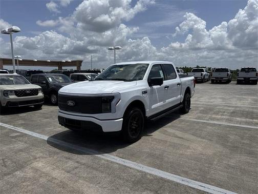 2025 Ford F-150 Lightning XLT