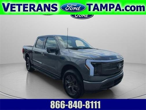 2025 Ford F-150 Lightning LARIAT